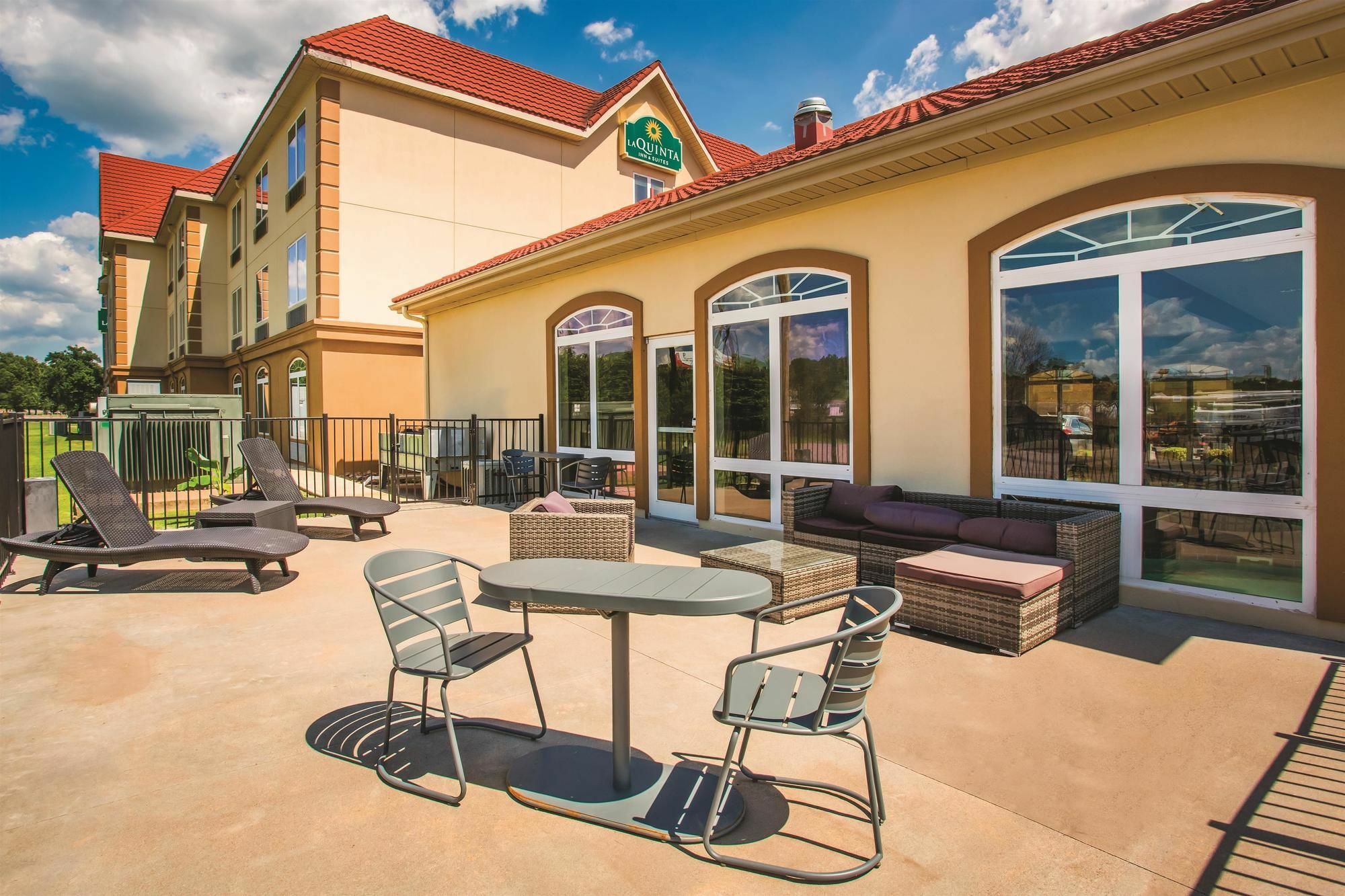 La Quinta By Wyndham Russellville Exteriör bild